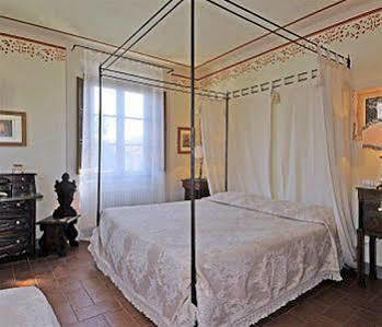 Villa Lombardi Camaiore Buitenkant foto